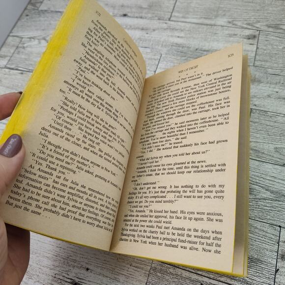 WEB OF DECEIT Catherine Lanigan‎ 1987 First Avon Printing Paperback - Picture 4 of 12